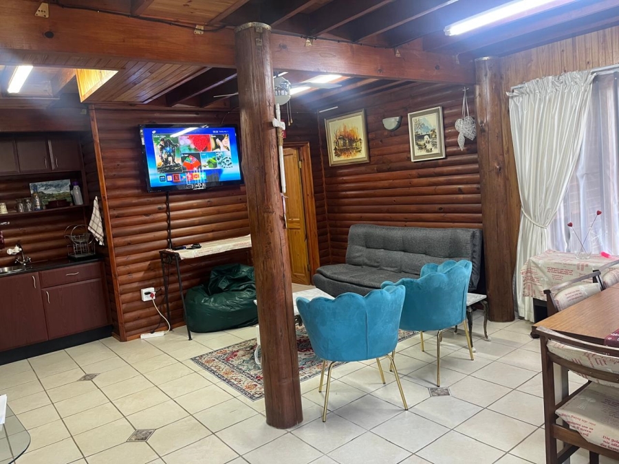 3 Bedroom Property for Sale in Southport KwaZulu-Natal