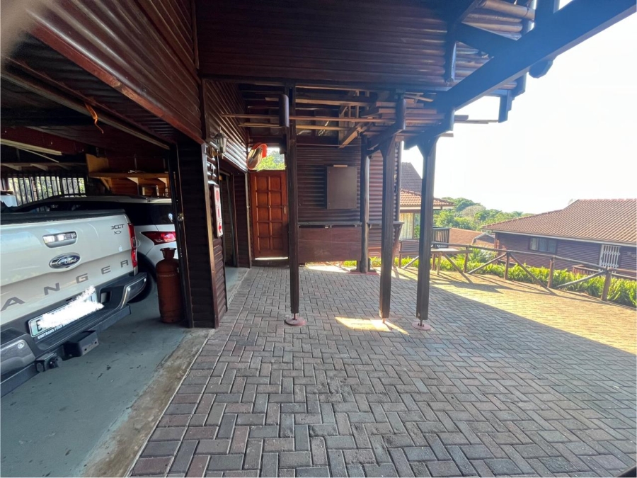 3 Bedroom Property for Sale in Southport KwaZulu-Natal