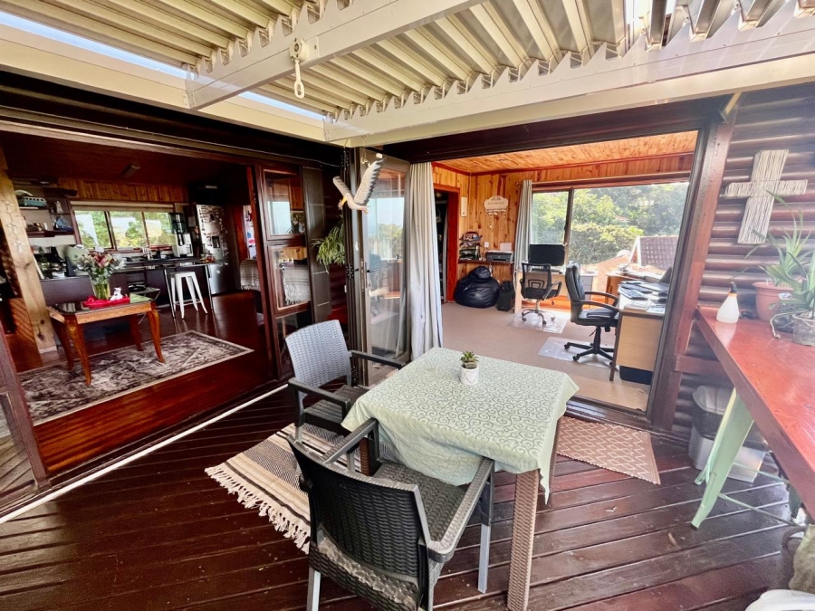 3 Bedroom Property for Sale in Southport KwaZulu-Natal
