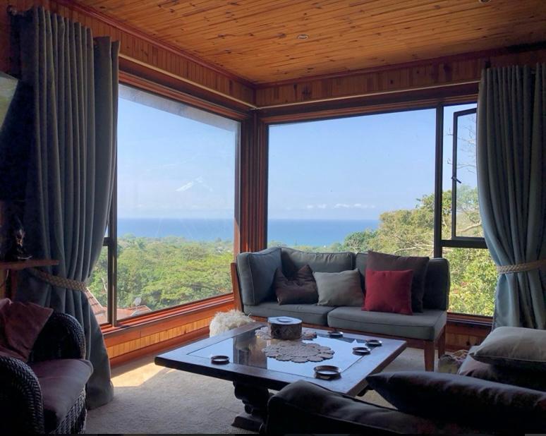 3 Bedroom Property for Sale in Southport KwaZulu-Natal