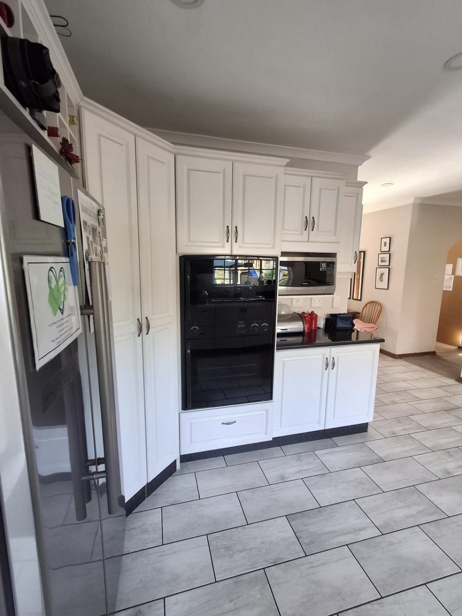 3 Bedroom Property for Sale in Bellevue KwaZulu-Natal