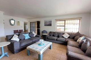 5 Bedroom Property for Sale in Leisure Bay KwaZulu-Natal