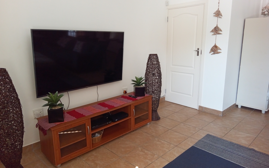 5 Bedroom Property for Sale in Leisure Bay KwaZulu-Natal