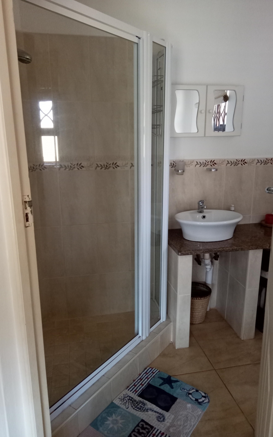 5 Bedroom Property for Sale in Leisure Bay KwaZulu-Natal