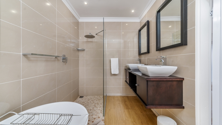 9 Bedroom Property for Sale in Ballito Central KwaZulu-Natal