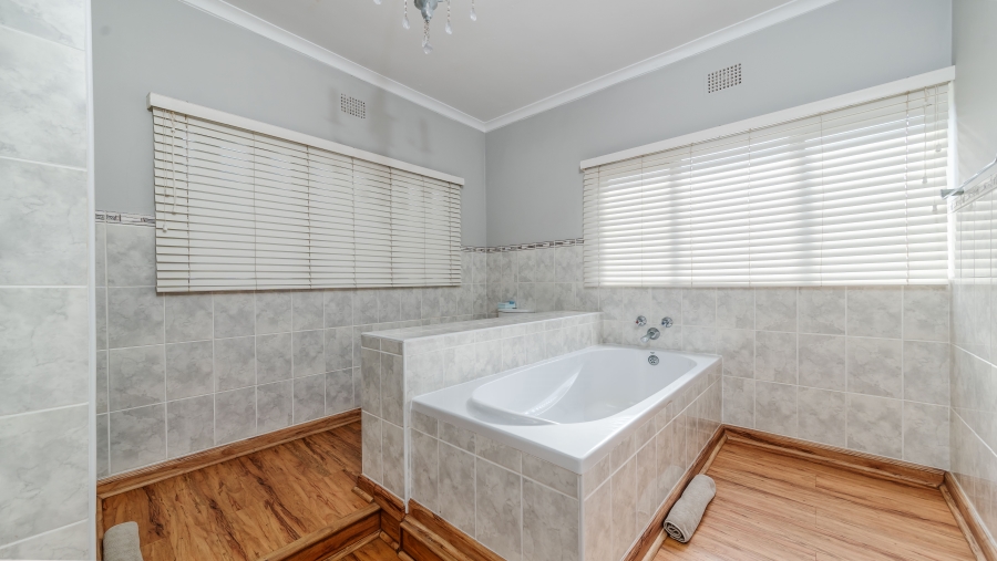 9 Bedroom Property for Sale in Ballito Central KwaZulu-Natal