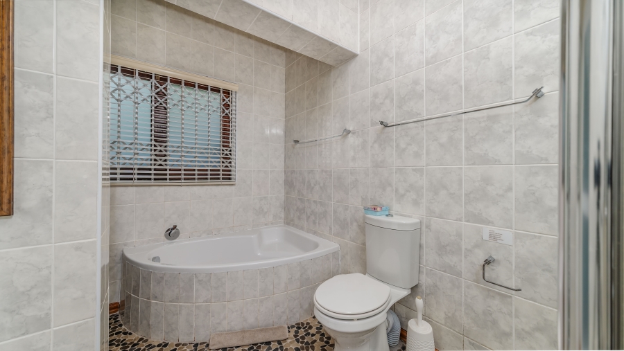 9 Bedroom Property for Sale in Ballito Central KwaZulu-Natal