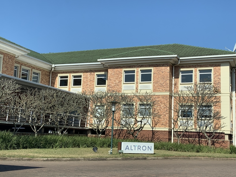 To Let commercial Property for Rent in Mount Edgecombe KwaZulu-Natal