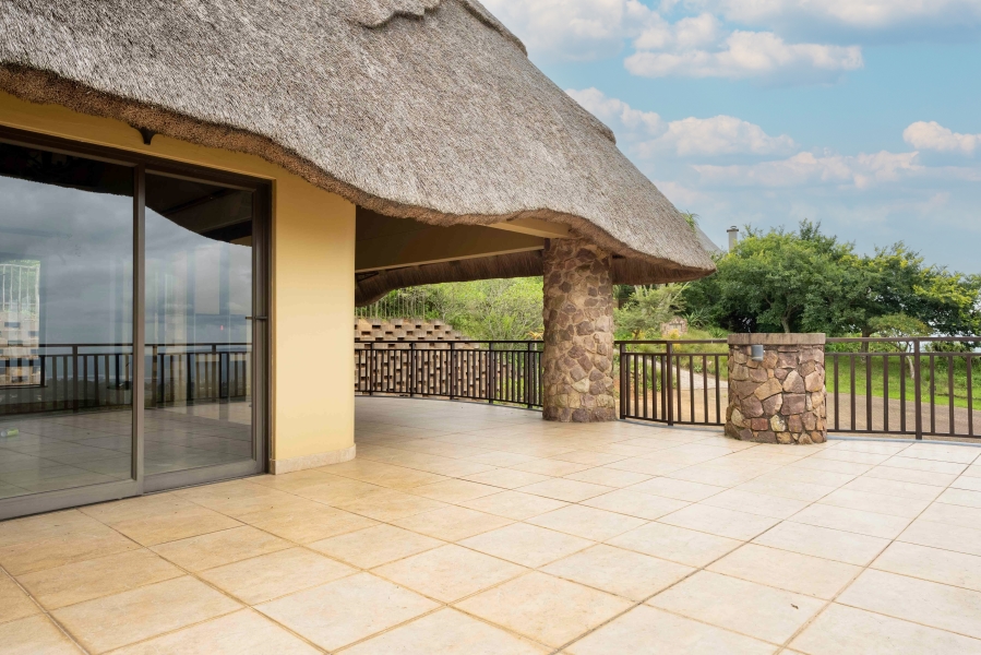 4 Bedroom Property for Sale in Phezulu KwaZulu-Natal