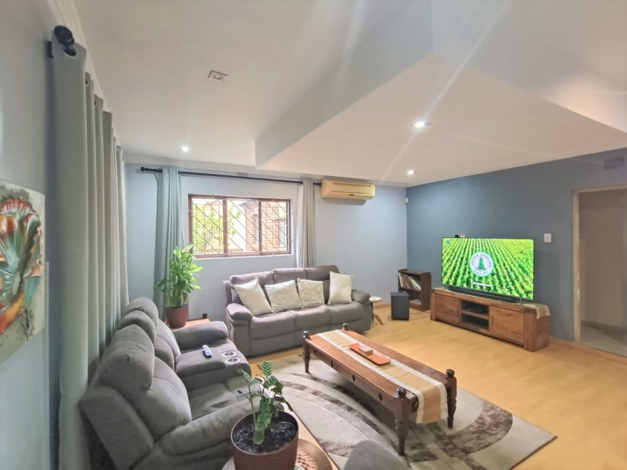 3 Bedroom Property for Sale in Meer En See KwaZulu-Natal