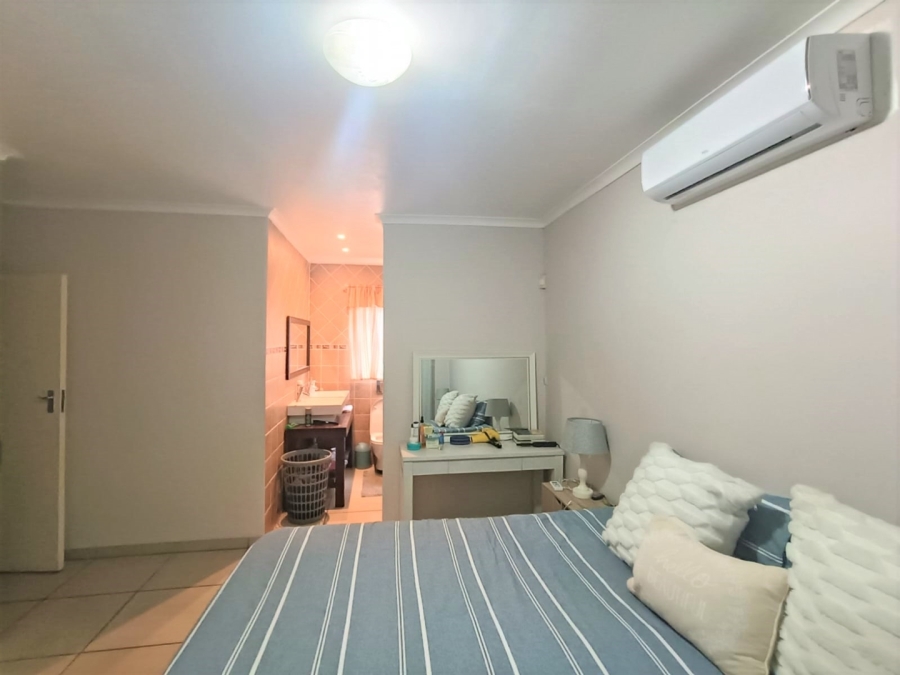 3 Bedroom Property for Sale in Meer En See KwaZulu-Natal