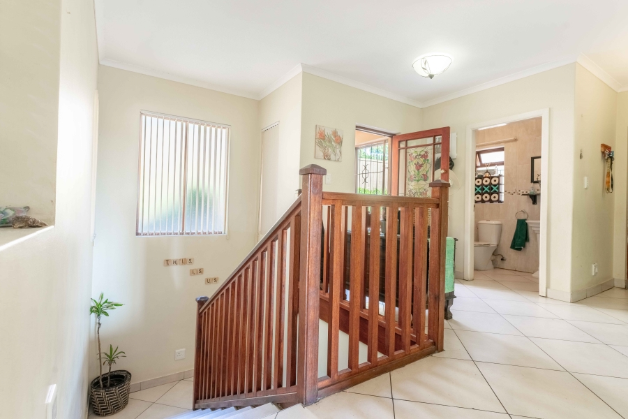 3 Bedroom Property for Sale in Kloof KwaZulu-Natal