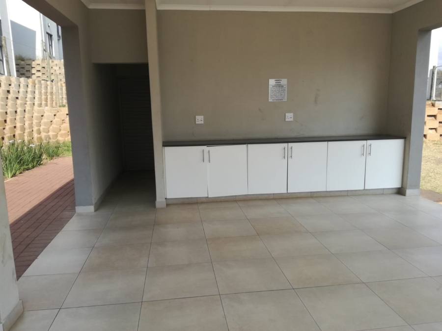 To Let 1 Bedroom Property for Rent in Hayfields KwaZulu-Natal