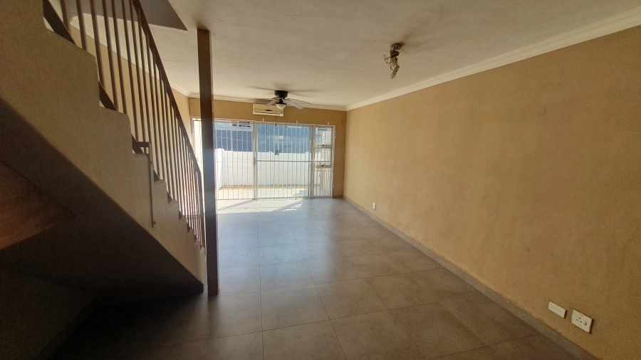 2 Bedroom Property for Sale in Bluff KwaZulu-Natal
