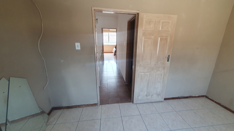 2 Bedroom Property for Sale in Bluff KwaZulu-Natal