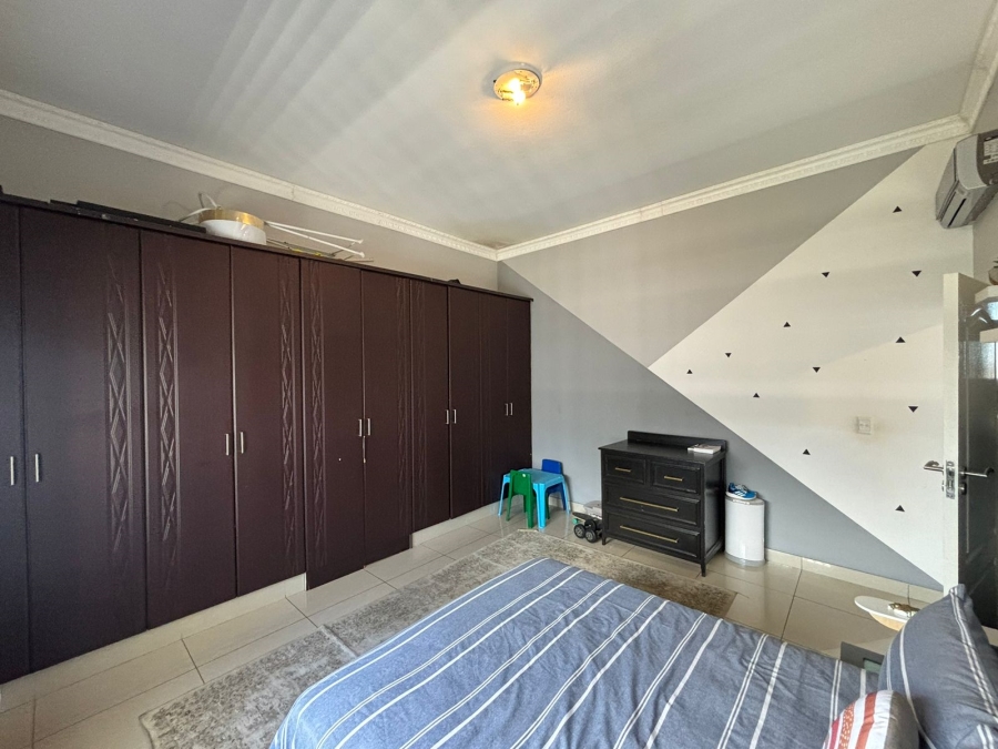 2 Bedroom Property for Sale in Windermere KwaZulu-Natal
