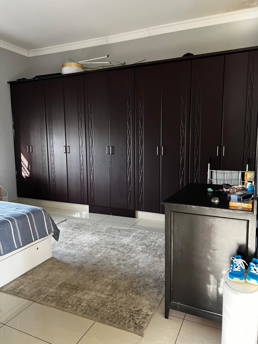 2 Bedroom Property for Sale in Windermere KwaZulu-Natal