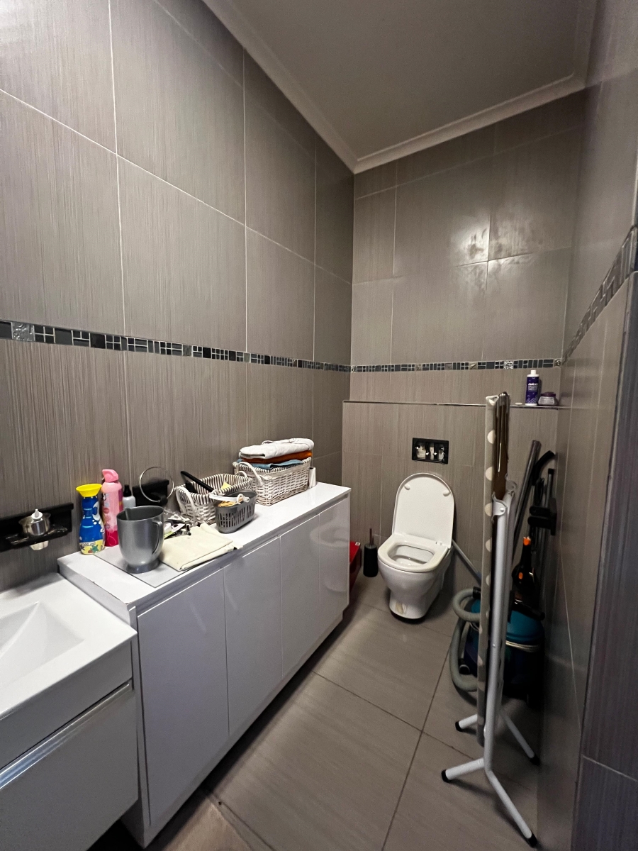 2 Bedroom Property for Sale in Windermere KwaZulu-Natal