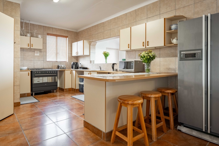 5 Bedroom Property for Sale in Warner Beach KwaZulu-Natal