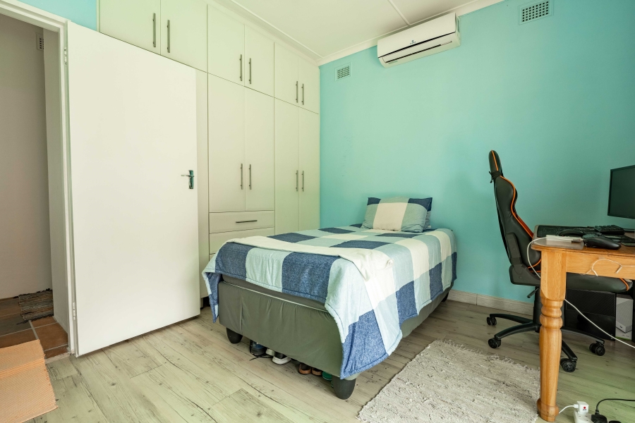 5 Bedroom Property for Sale in Warner Beach KwaZulu-Natal