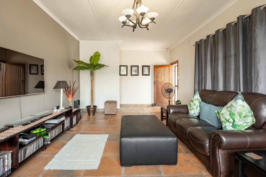 5 Bedroom Property for Sale in Warner Beach KwaZulu-Natal