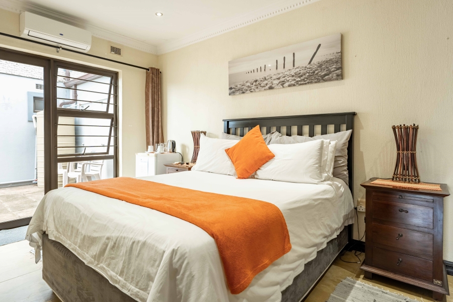 5 Bedroom Property for Sale in Warner Beach KwaZulu-Natal