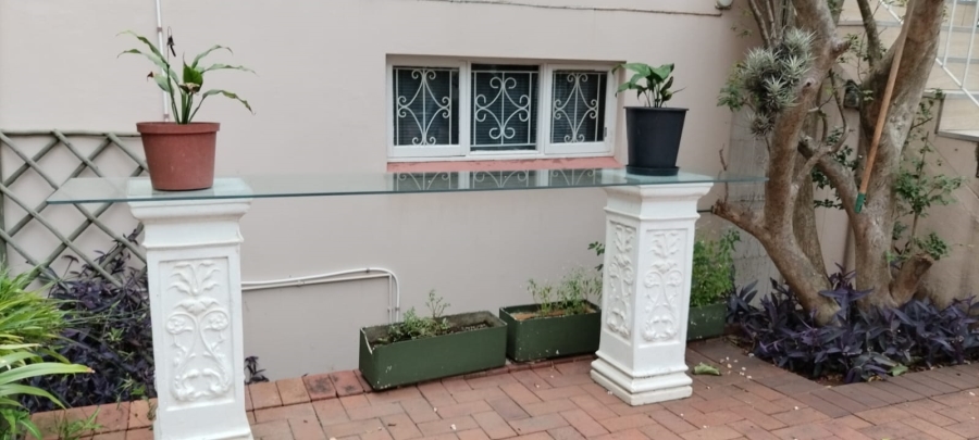 To Let 1 Bedroom Property for Rent in Essenwood KwaZulu-Natal