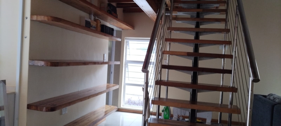 To Let 1 Bedroom Property for Rent in Essenwood KwaZulu-Natal
