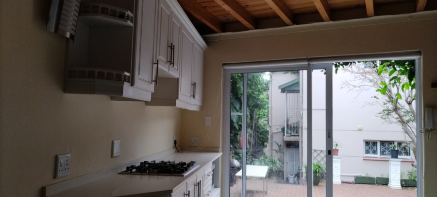 To Let 1 Bedroom Property for Rent in Essenwood KwaZulu-Natal