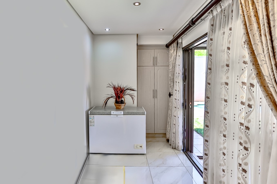 4 Bedroom Property for Sale in Seaward Estate KwaZulu-Natal