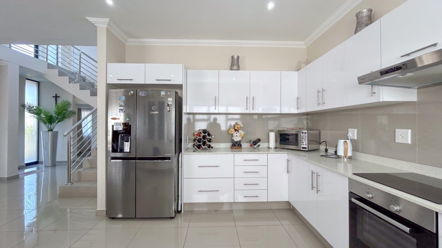3 Bedroom Property for Sale in Palm Lakes Estate KwaZulu-Natal