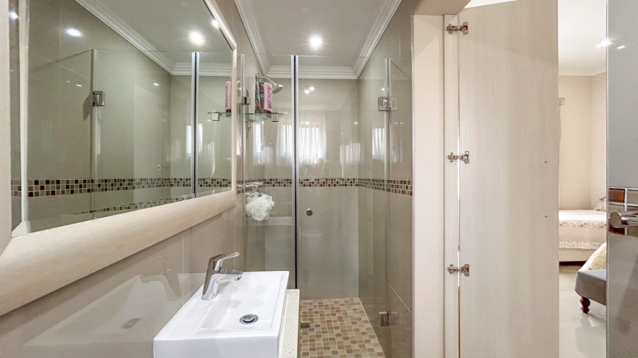 3 Bedroom Property for Sale in Palm Lakes Estate KwaZulu-Natal