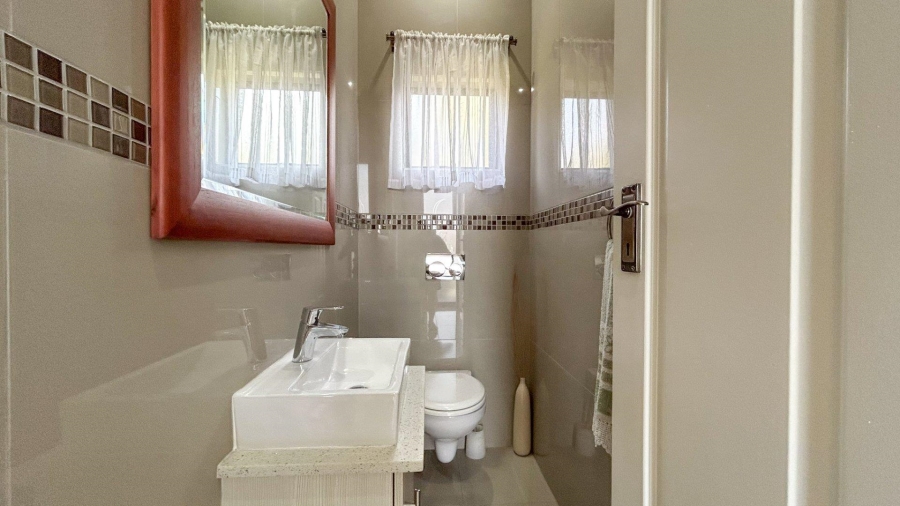 3 Bedroom Property for Sale in Palm Lakes Estate KwaZulu-Natal