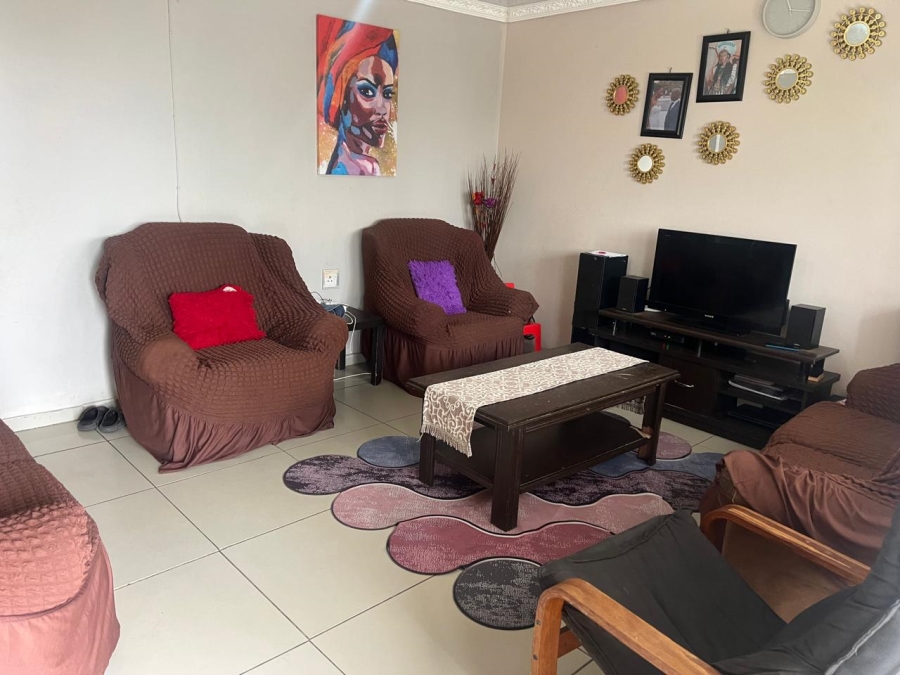 3 Bedroom Property for Sale in Motalabad KwaZulu-Natal