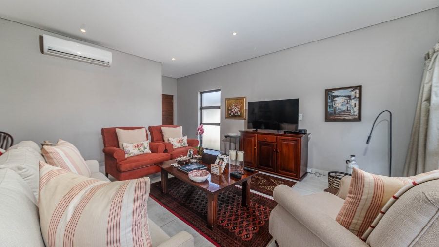 2 Bedroom Property for Sale in Brettenwood Coastal Estate KwaZulu-Natal