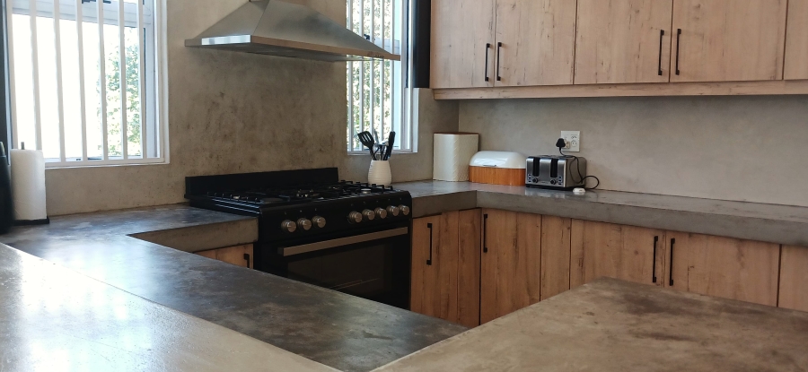 7 Bedroom Property for Sale in Prince
