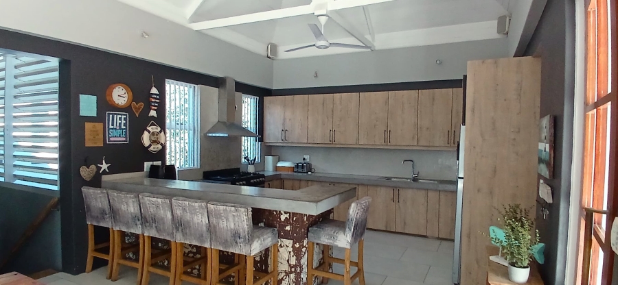 7 Bedroom Property for Sale in Prince