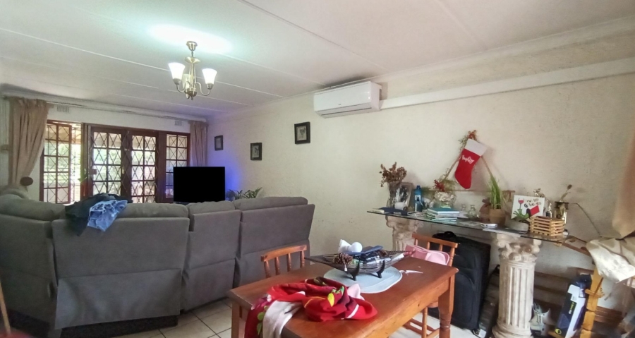 2 Bedroom Property for Sale in Amanzimtoti KwaZulu-Natal