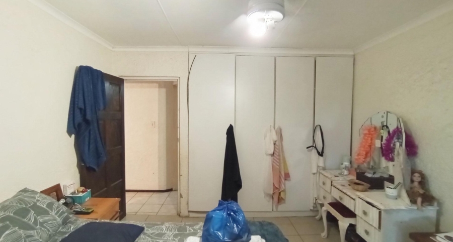 2 Bedroom Property for Sale in Amanzimtoti KwaZulu-Natal