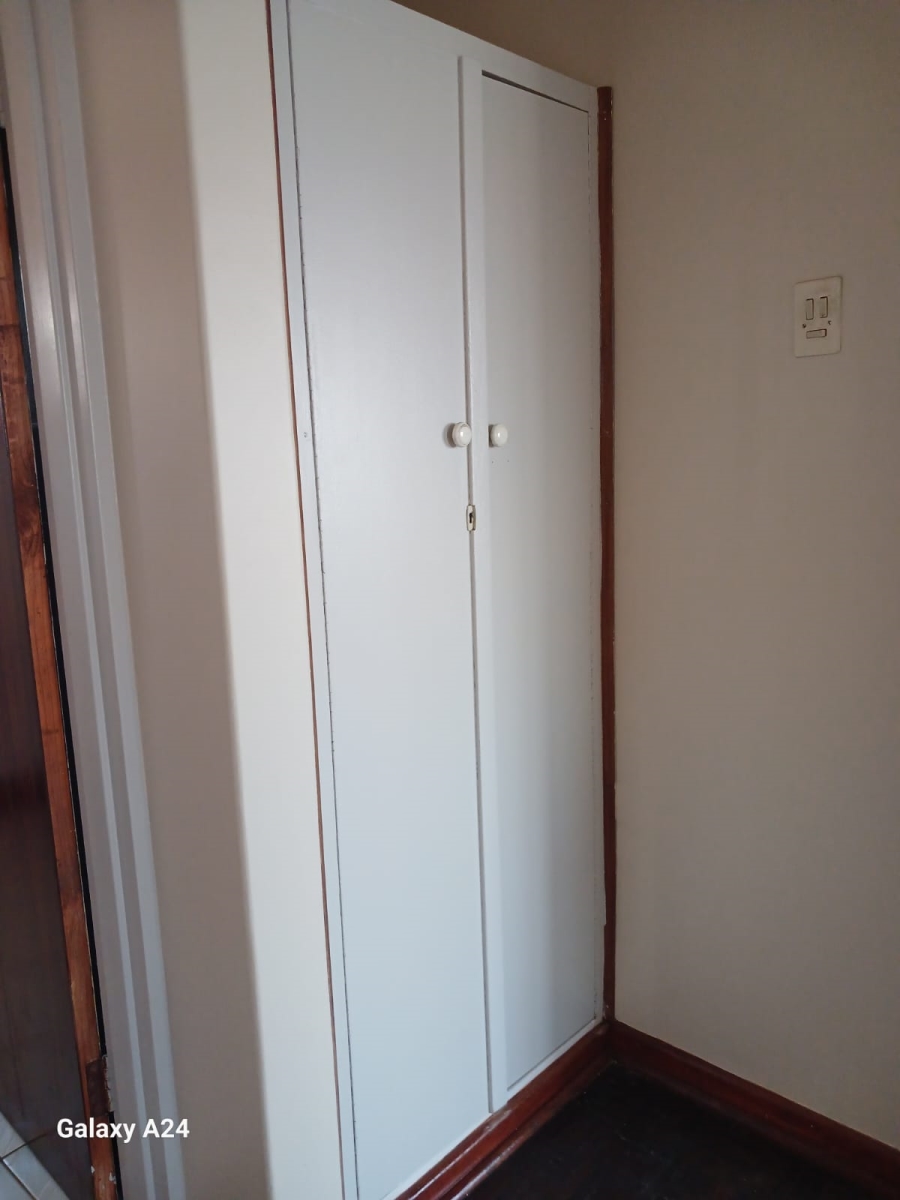 To Let 2 Bedroom Property for Rent in Wentworth KwaZulu-Natal