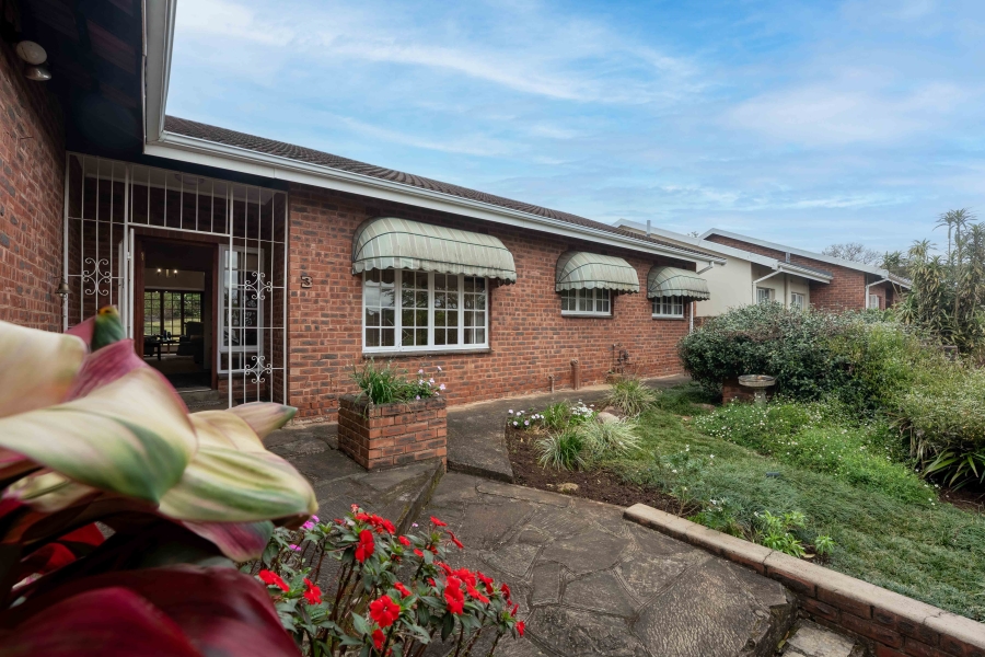3 Bedroom Property for Sale in Kloof KwaZulu-Natal