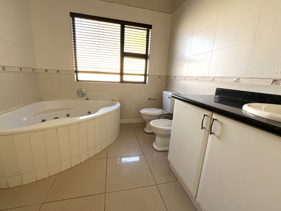 3 Bedroom Property for Sale in Deepdene KwaZulu-Natal
