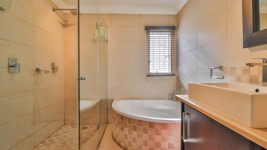 4 Bedroom Property for Sale in Upper Ferncliffe KwaZulu-Natal