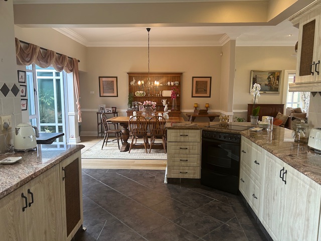 6 Bedroom Property for Sale in Herrwood Park KwaZulu-Natal