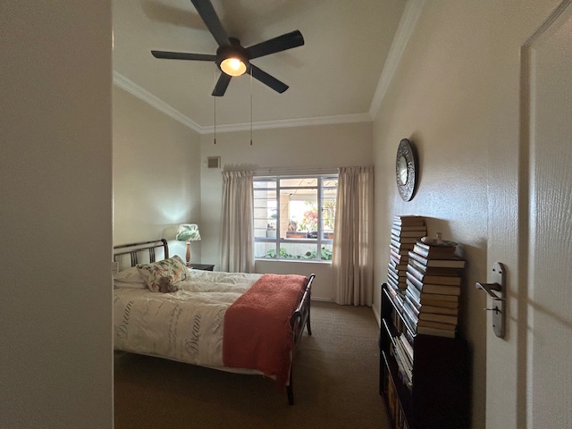 6 Bedroom Property for Sale in Herrwood Park KwaZulu-Natal