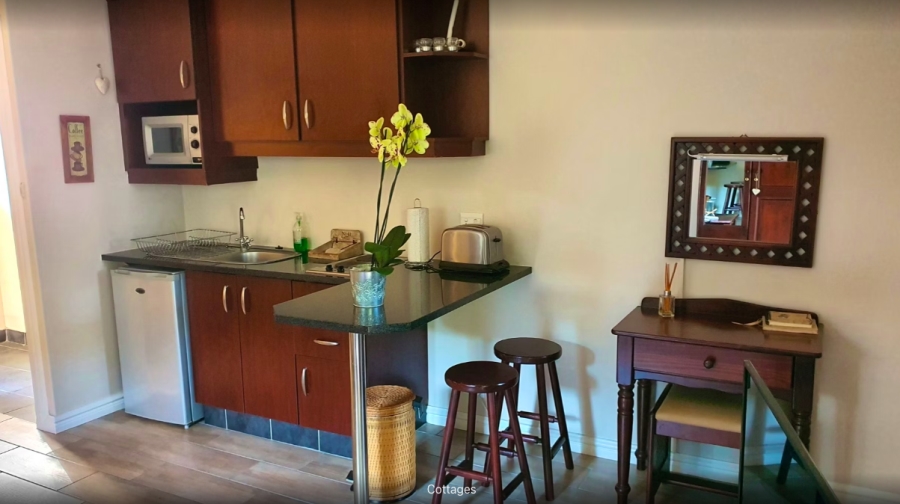 6 Bedroom Property for Sale in Herrwood Park KwaZulu-Natal