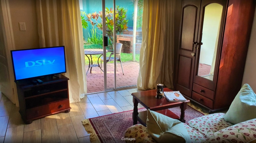 6 Bedroom Property for Sale in Herrwood Park KwaZulu-Natal