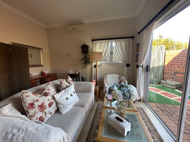 6 Bedroom Property for Sale in Herrwood Park KwaZulu-Natal