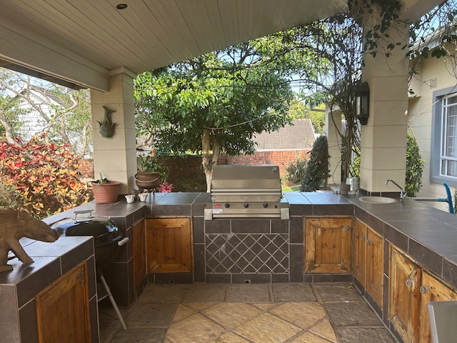 6 Bedroom Property for Sale in Herrwood Park KwaZulu-Natal