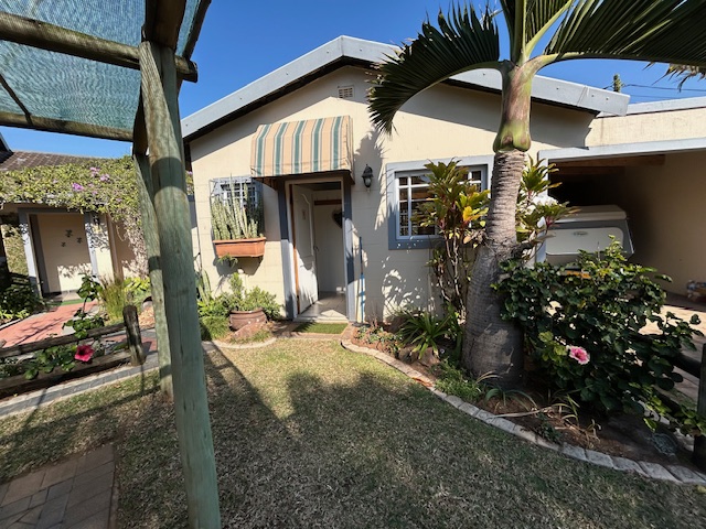 6 Bedroom Property for Sale in Herrwood Park KwaZulu-Natal